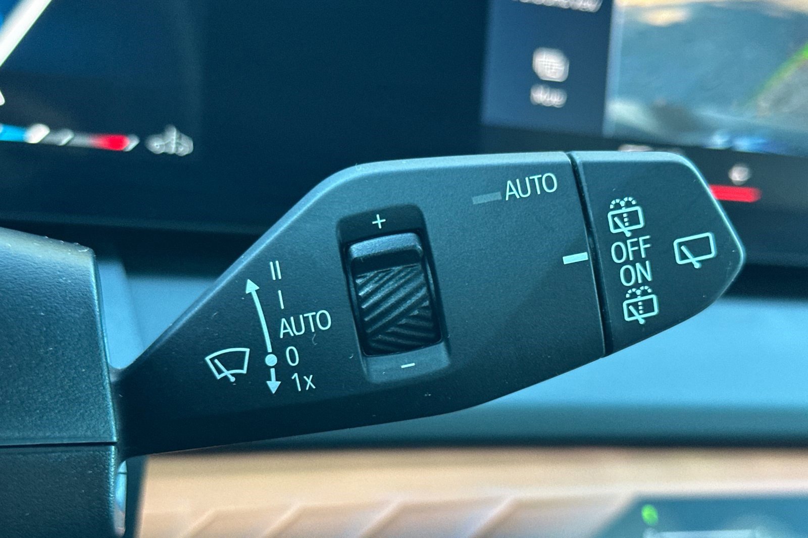 Used 2025 BMW X3 xDrive30i w/ Premium Package image 33