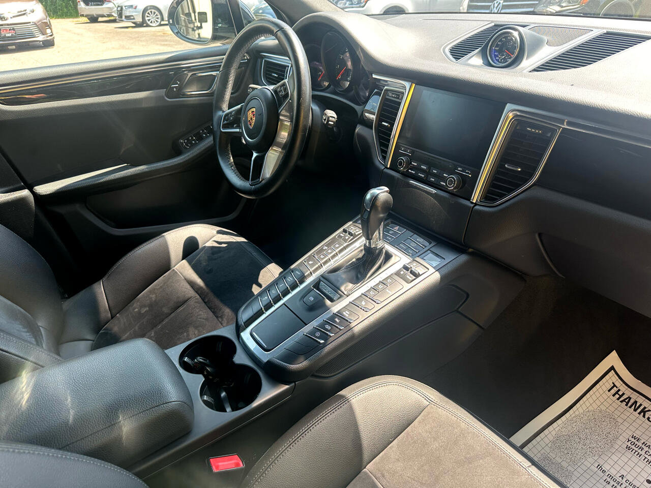Used 2018 Porsche Macan Sport Edition image 19