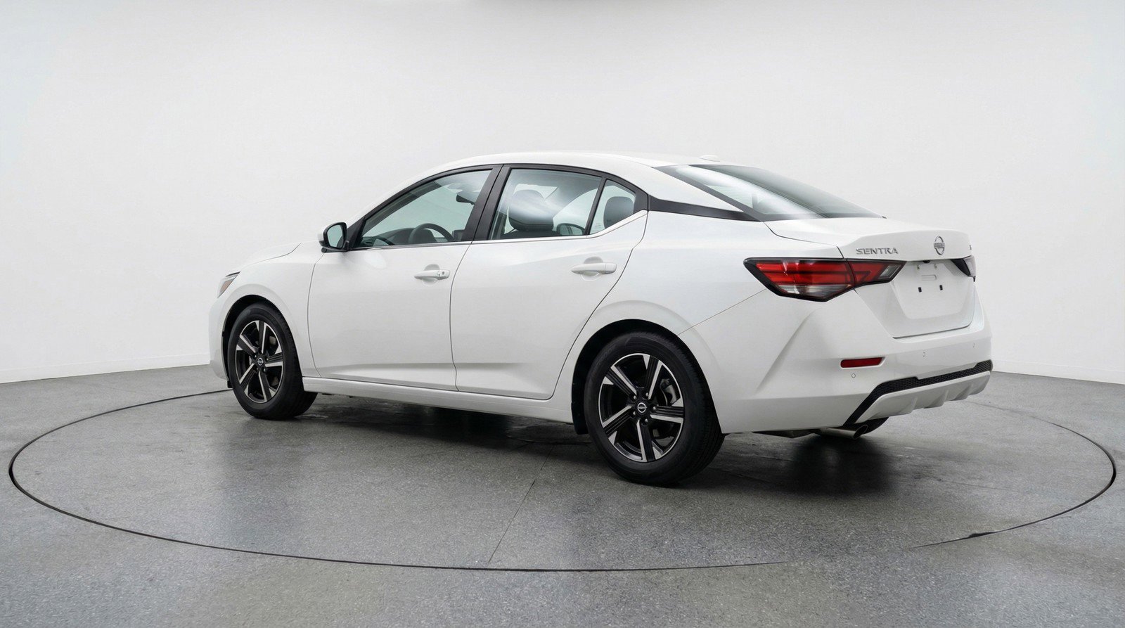 Used 2025 Nissan Sentra SV FWD image 6