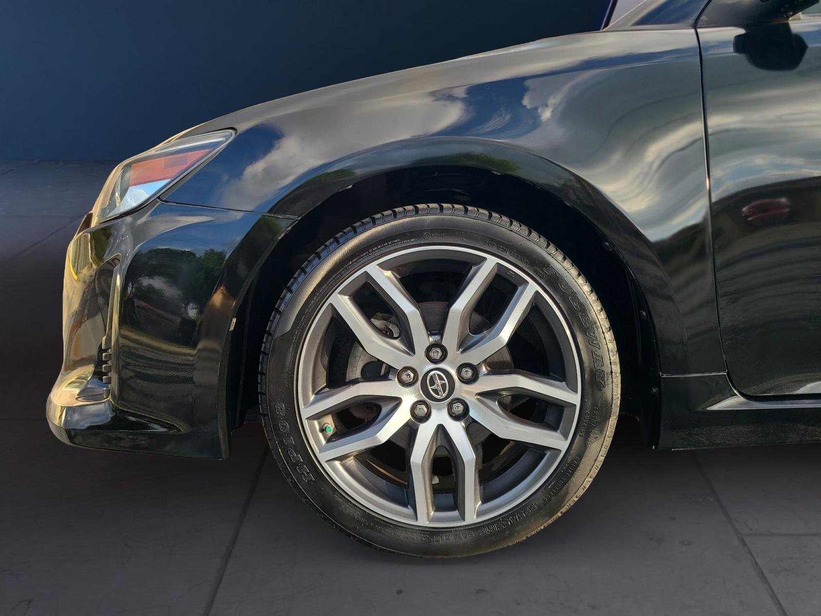 Used 2016 Scion tC FWD image 9