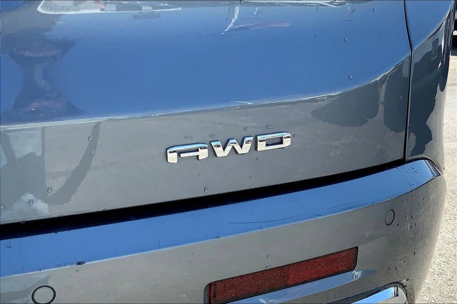 Used 2020 GMC Acadia Denali image 8