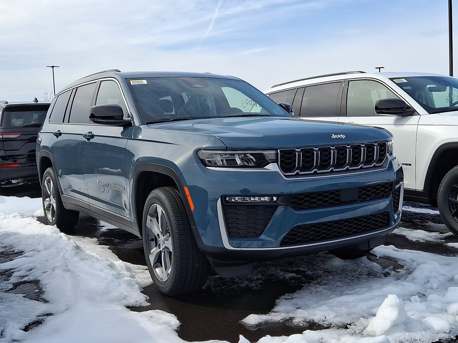 New 2026 Jeep Grand Cherokee L Limited AWD/4WD video 1