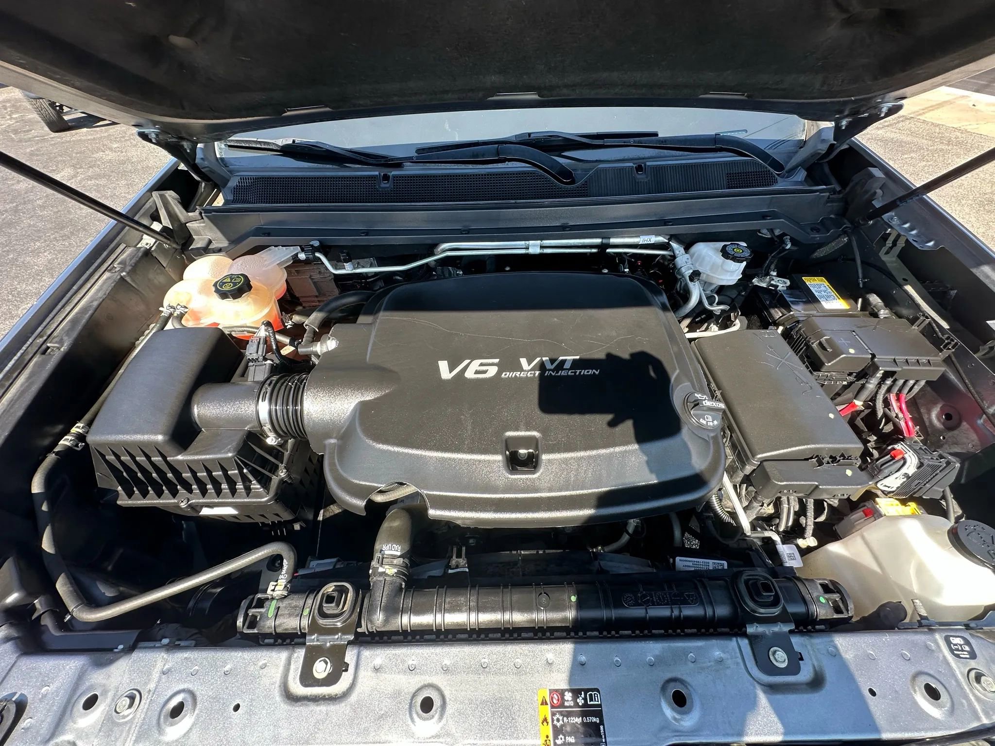 Used 2022 Chevrolet Colorado LT w/ Luxury Package image 38