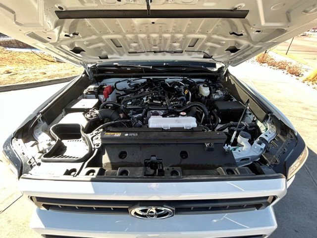 Used 2025 Toyota 4Runner SR5 image 30