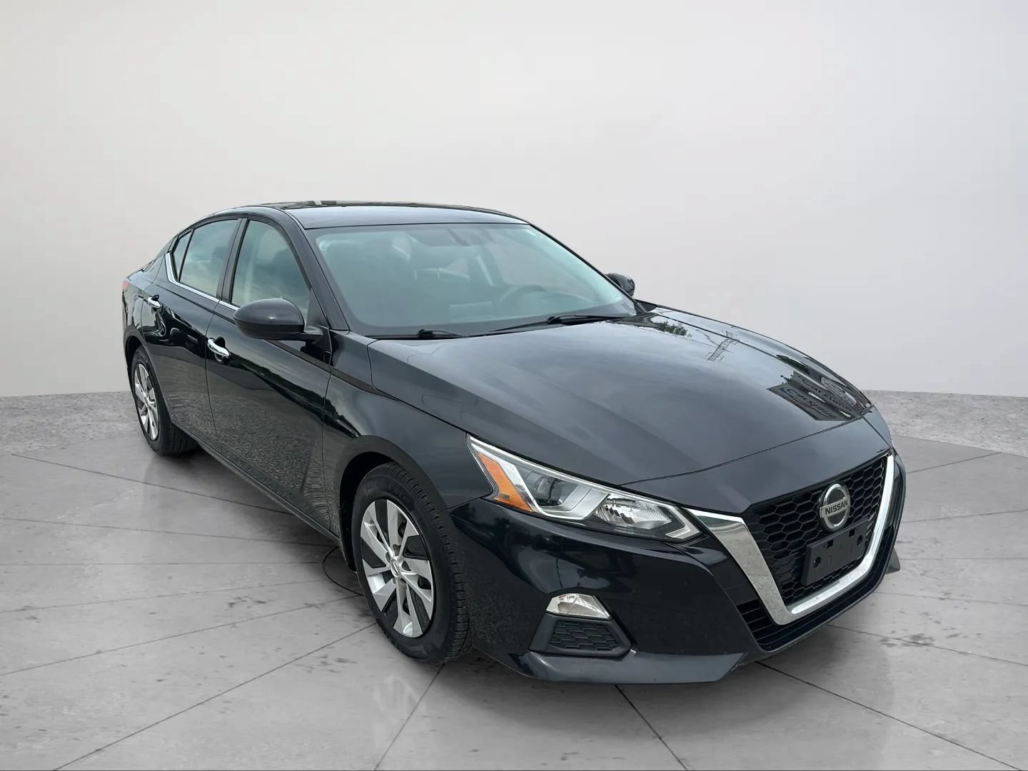 Used 2019 Nissan Altima 2.5 S FWD image 13