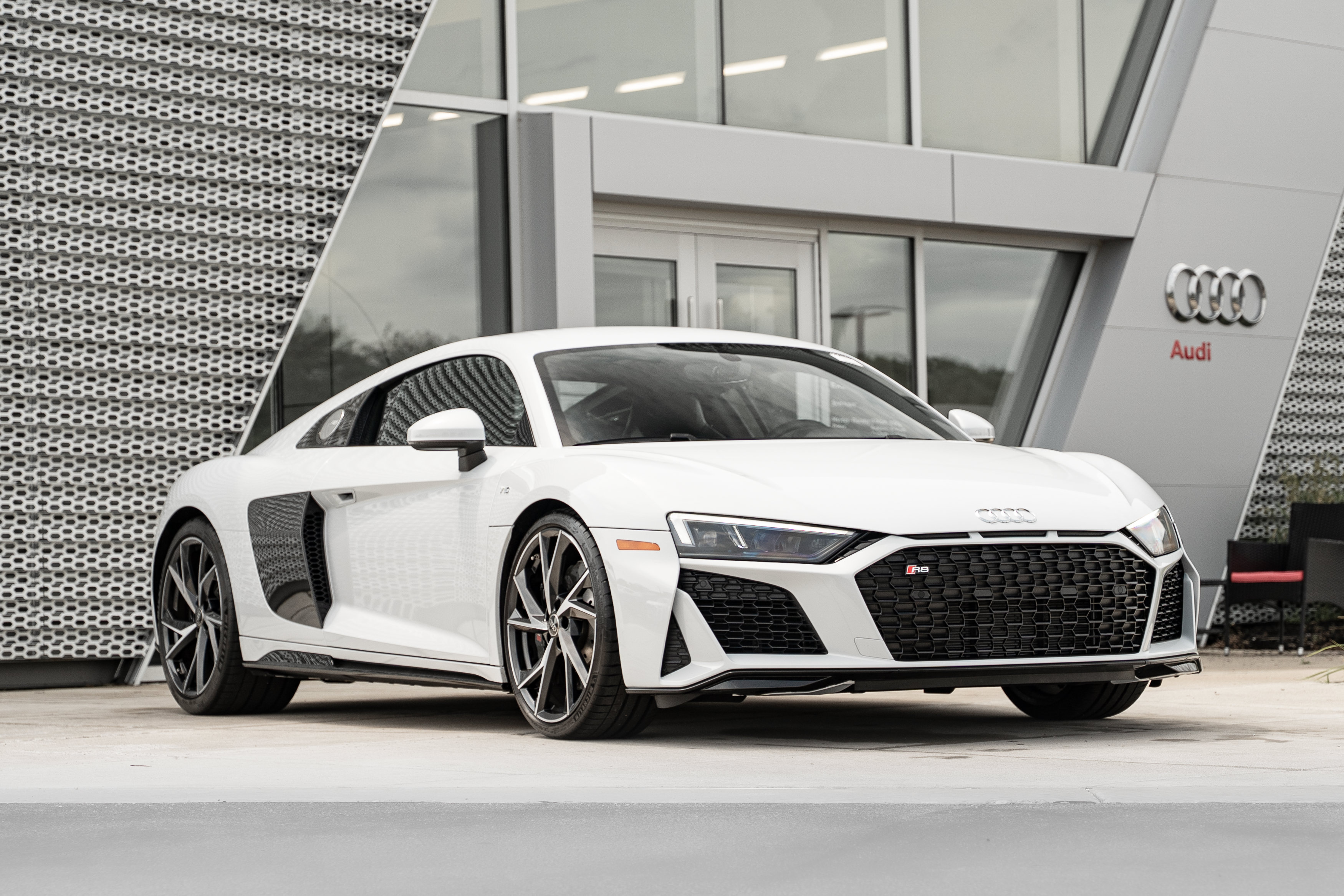 Certified 2023 Audi R8 V10 performance w/ Premium Package RWD image 1