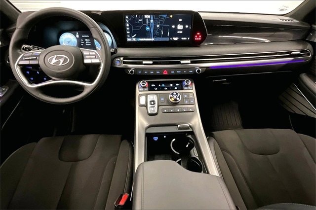 Used 2024 Hyundai Palisade Calligraphy image 15
