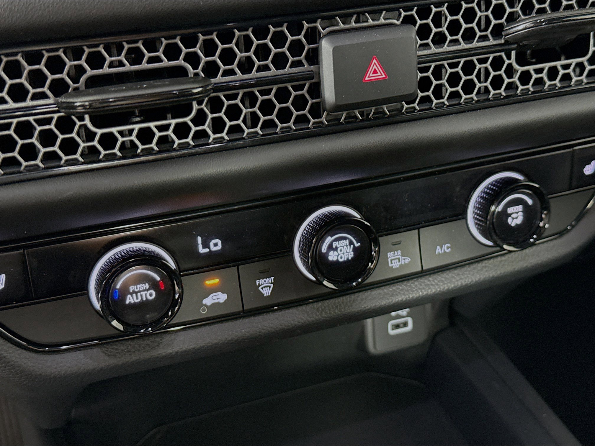 Certified 2024 Honda HR-V Sport image 17