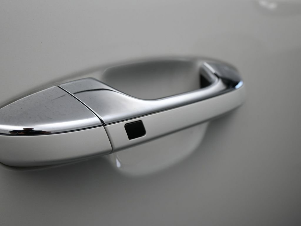 Used 2021 Kia Sportage EX w/ EX Technology Package image 46