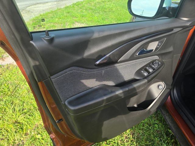 Used 2021 Chevrolet TrailBlazer ACTIV w/ Sun and Liftgate Package FWD image 22