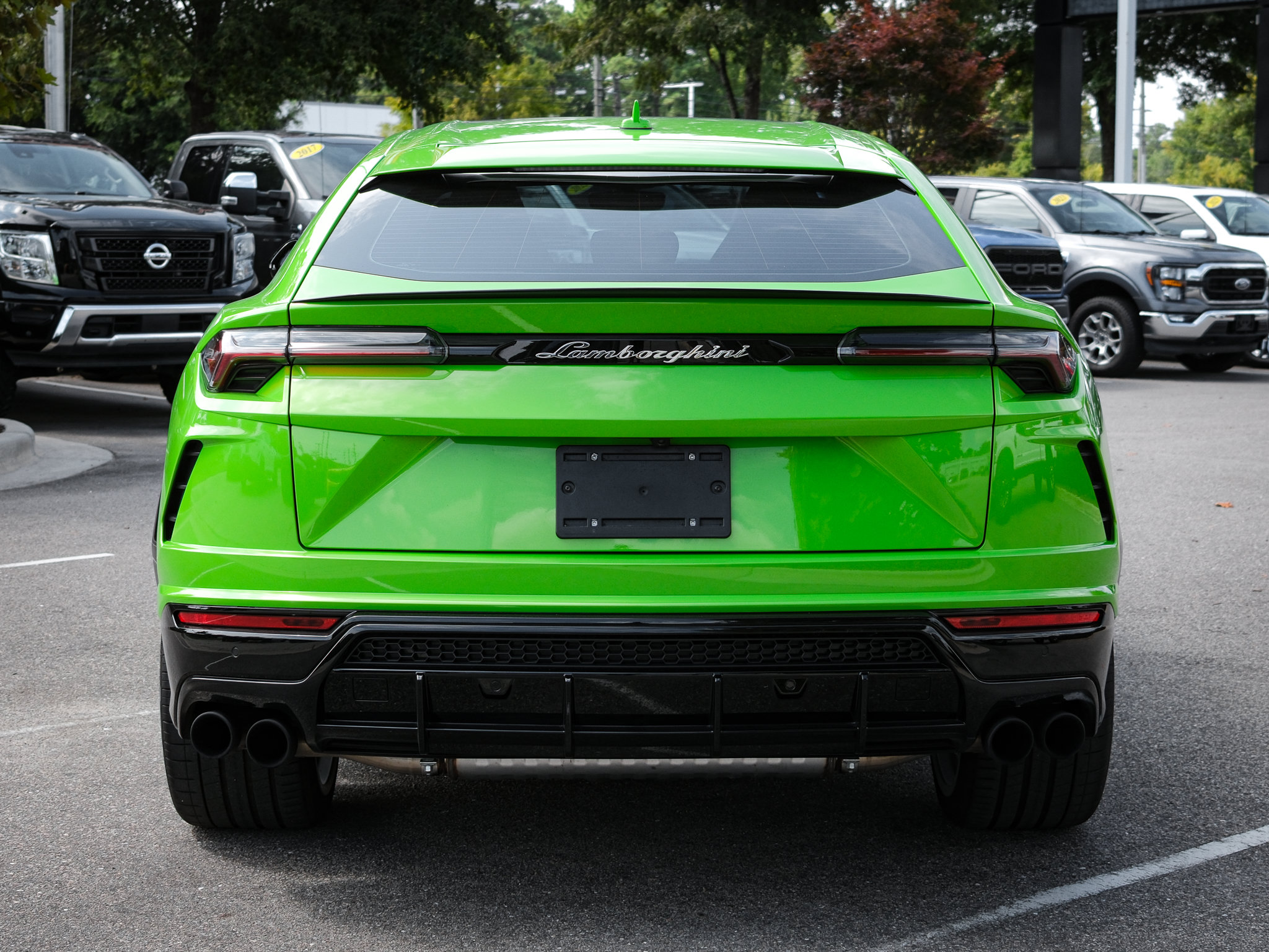 Used 2022 Lamborghini Urus AWD/4WD image 10
