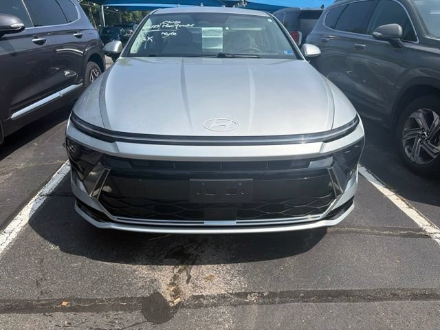 Used 2024 Hyundai Sonata SEL FWD image 3