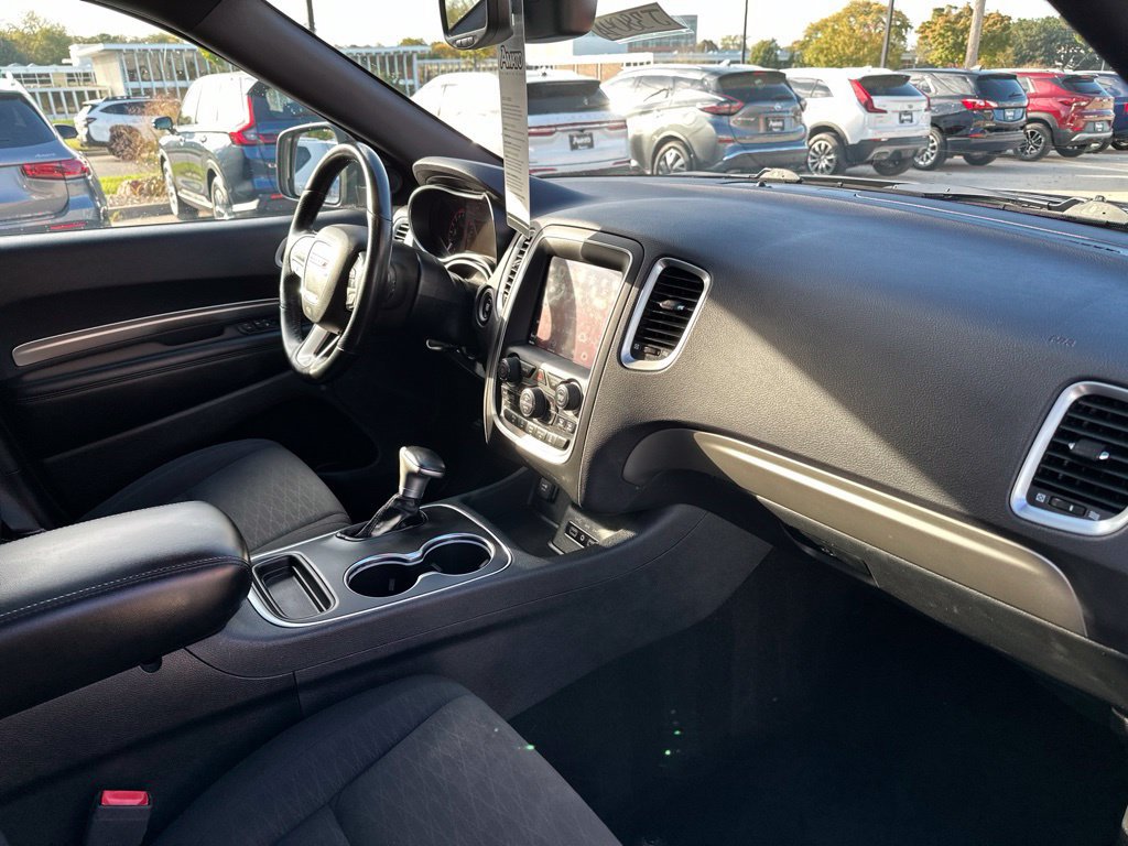 Used 2020 Dodge Durango SXT w/ Blacktop Package AWD/4WD image 19