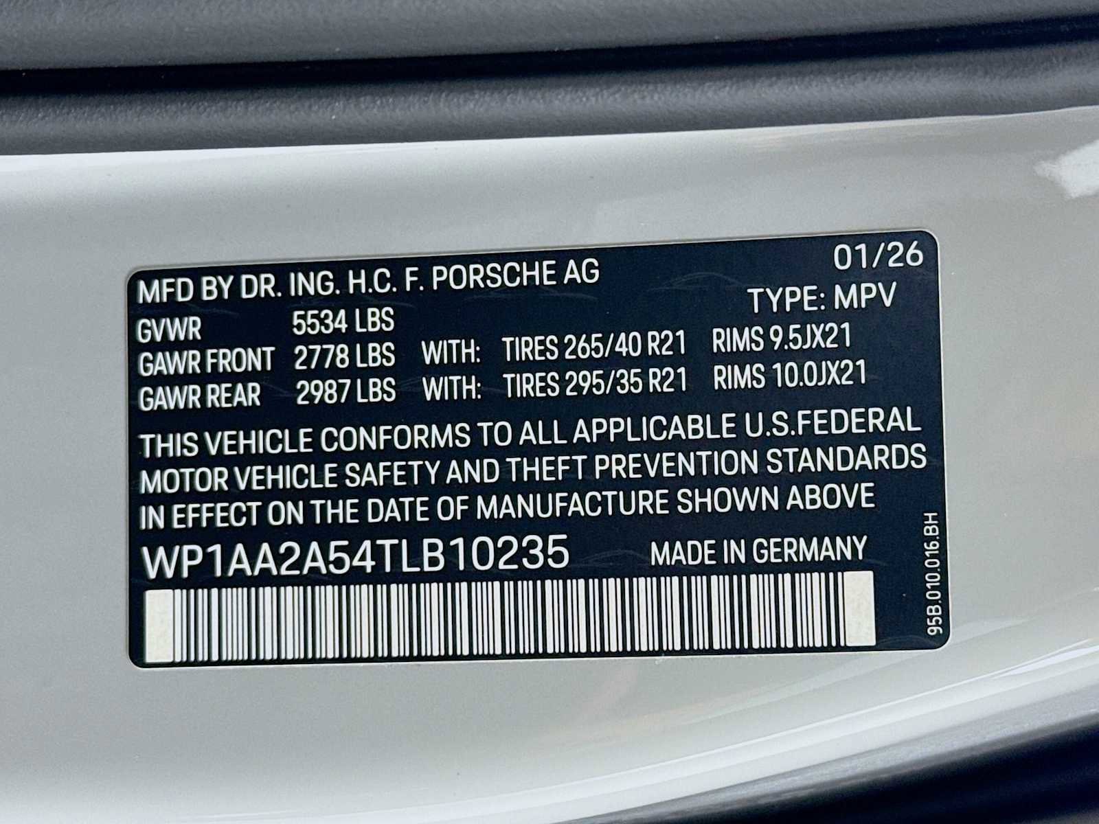New 2026 Porsche Macan image 34