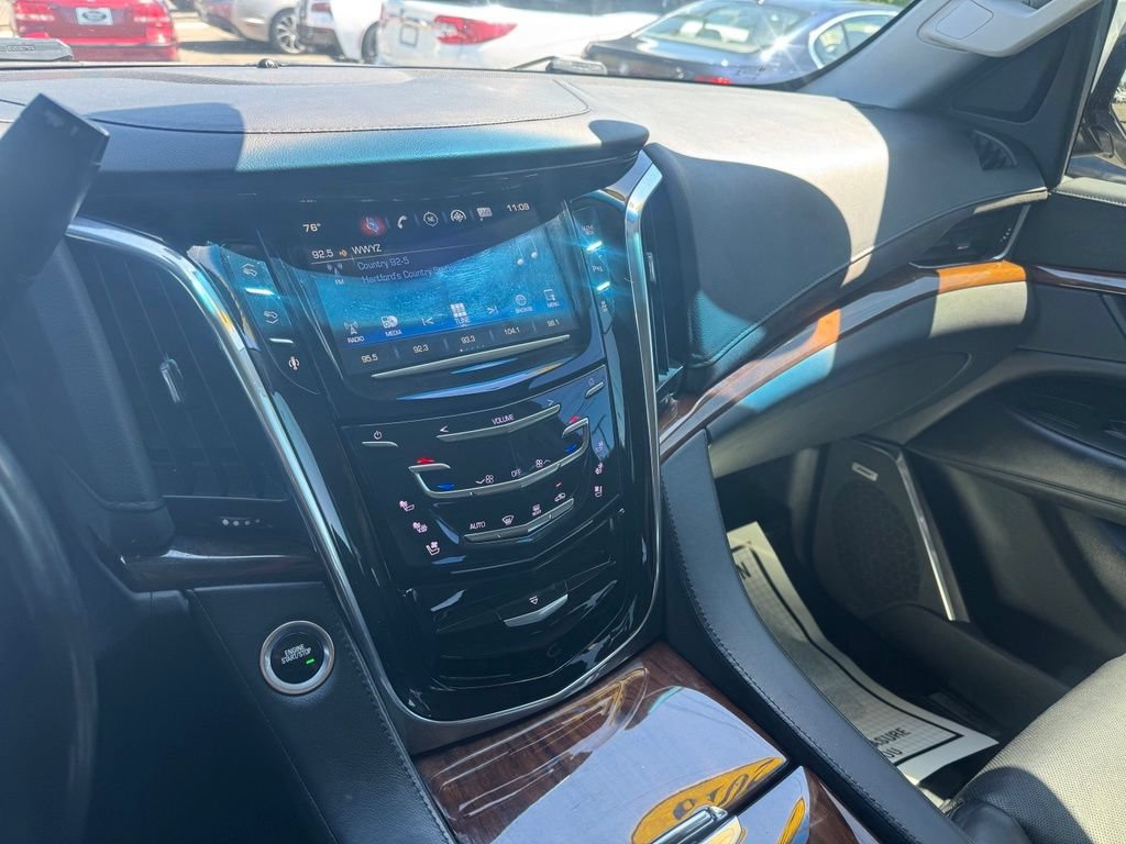 Used 2016 Cadillac Escalade 4WD image 41