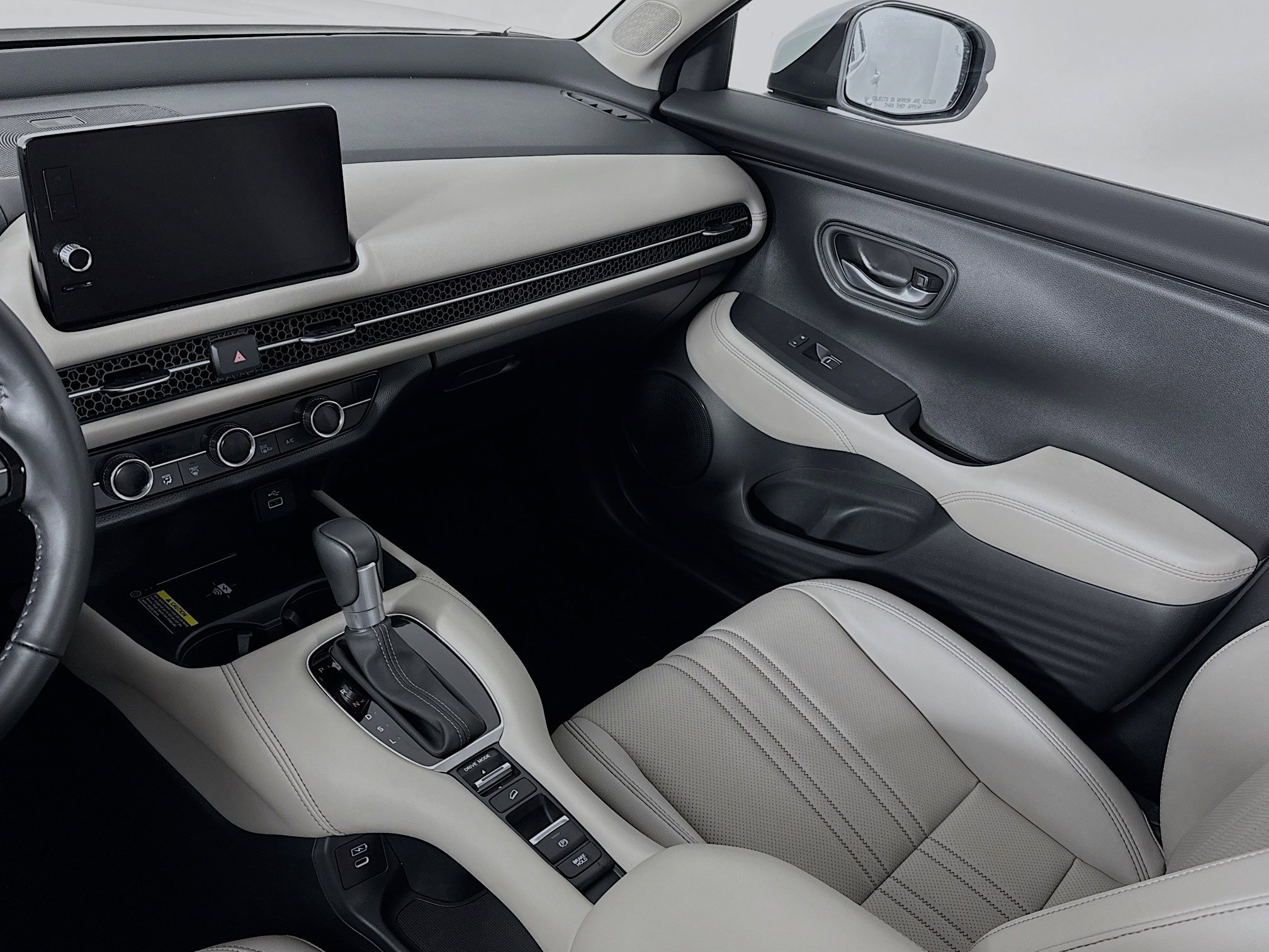 Certified 2025 Honda HR-V EX-L image 23