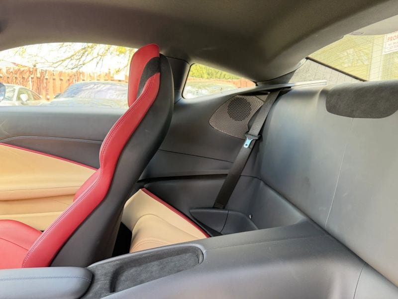 Used 2024 Ferrari Roma RWD image 15