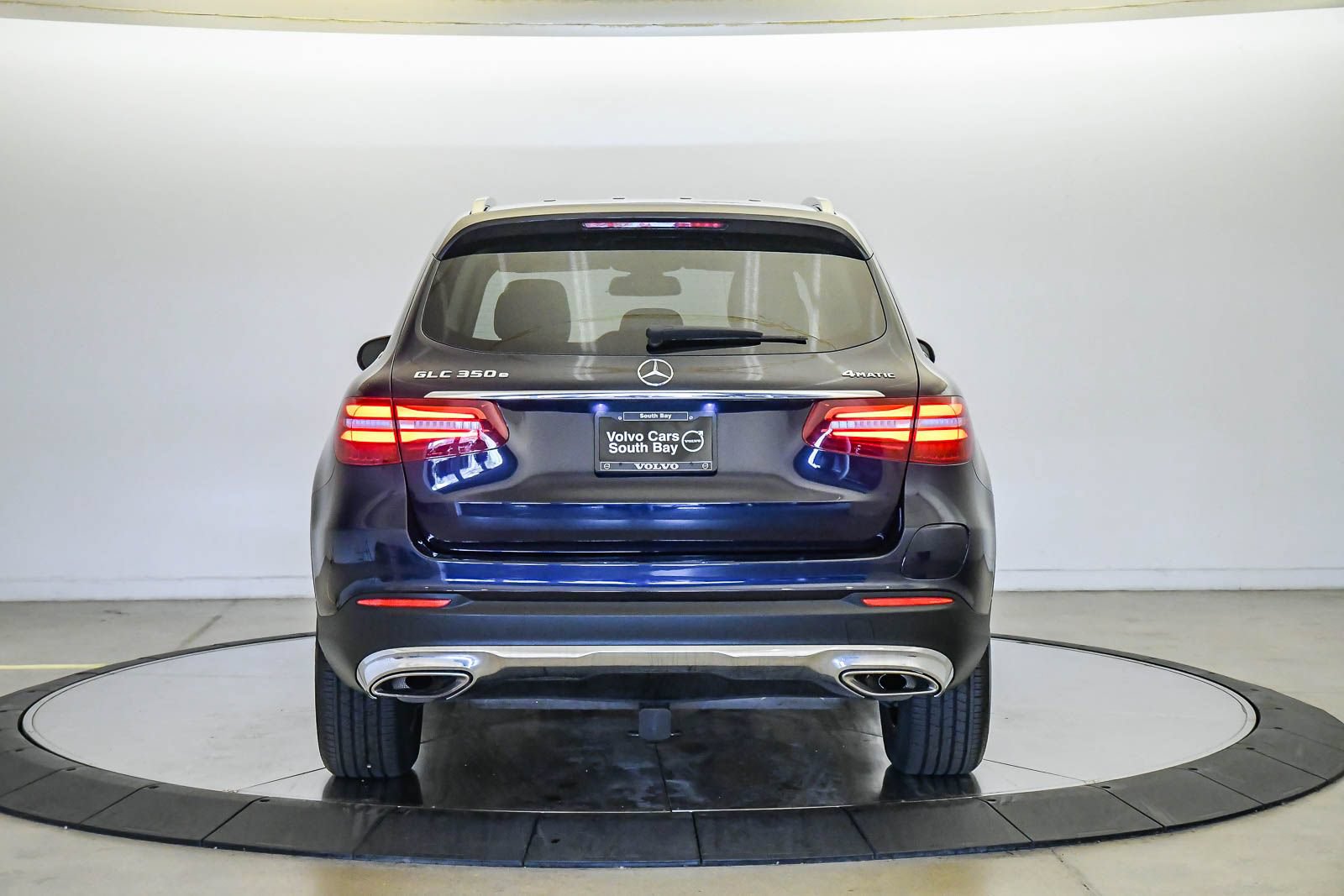 Used 2019 Mercedes-Benz GLC 350e 4MATIC image 3