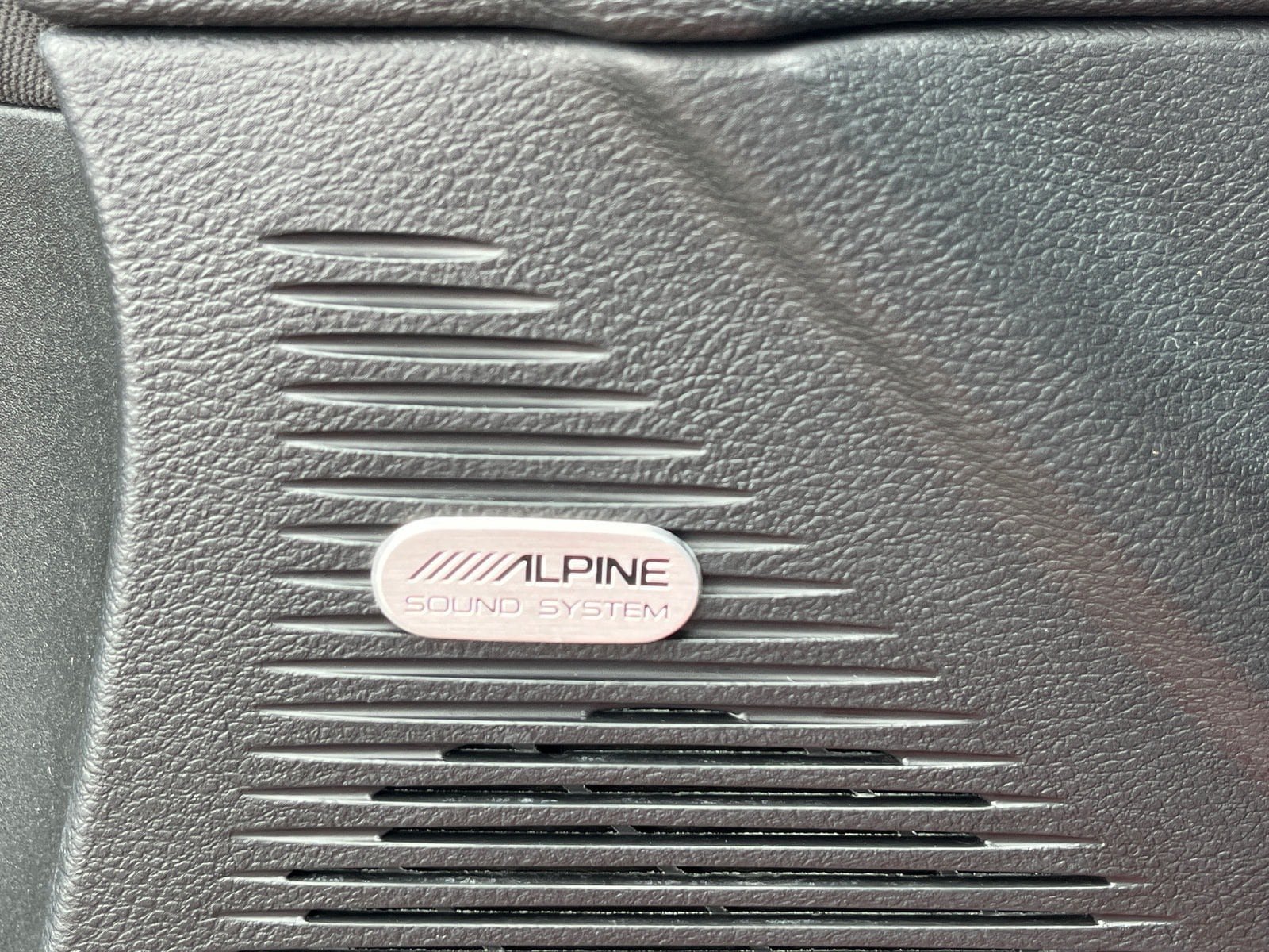 Used 2023 Dodge Challenger SXT RWD image 29