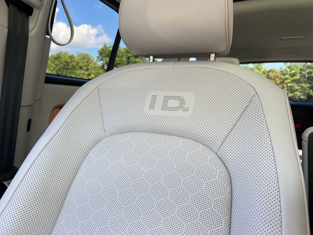 New 2025 Volkswagen ID. Buzz Pro S Plus image 21