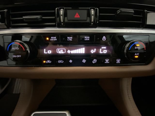 Used 2024 Nissan Pathfinder Platinum w/ Cargo Package AWD/4WD image 19