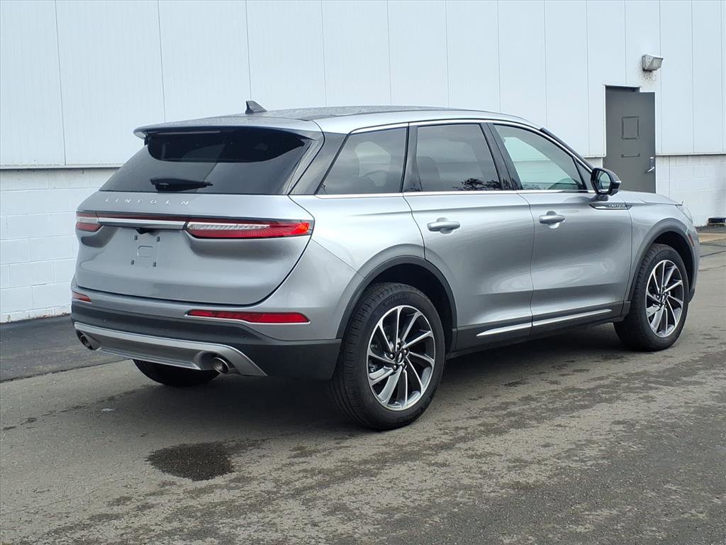 Certified 2023 Lincoln Corsair AWD w/ Equipment Group 101A image 6