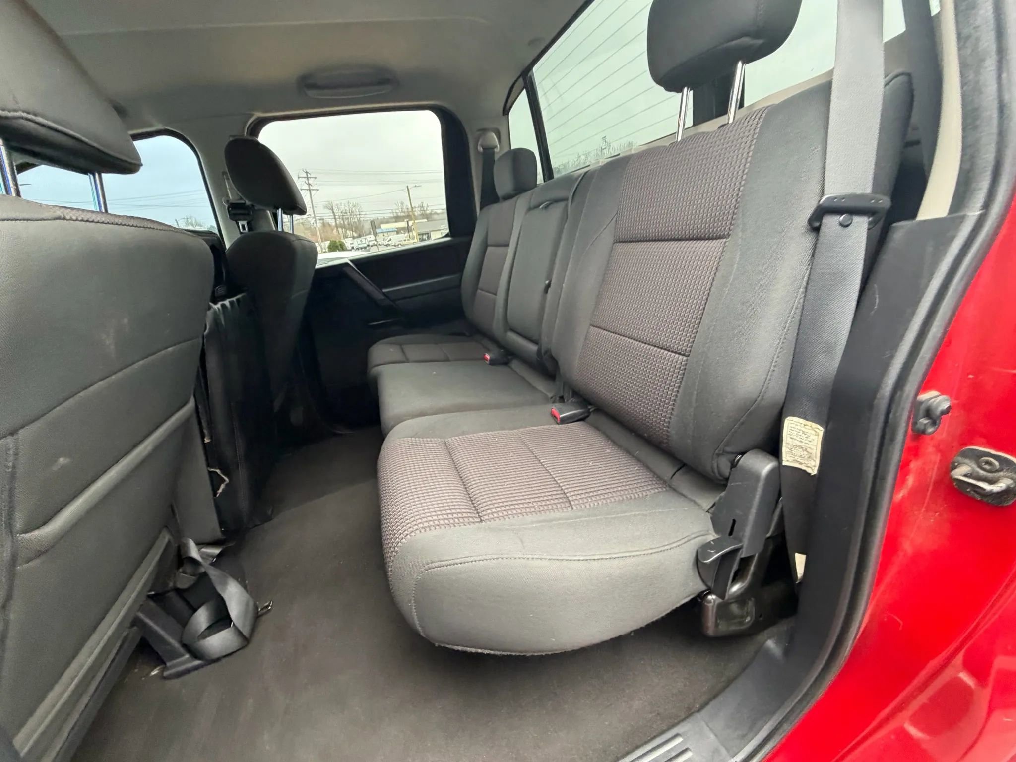 Used 2009 Nissan Titan SE image 10