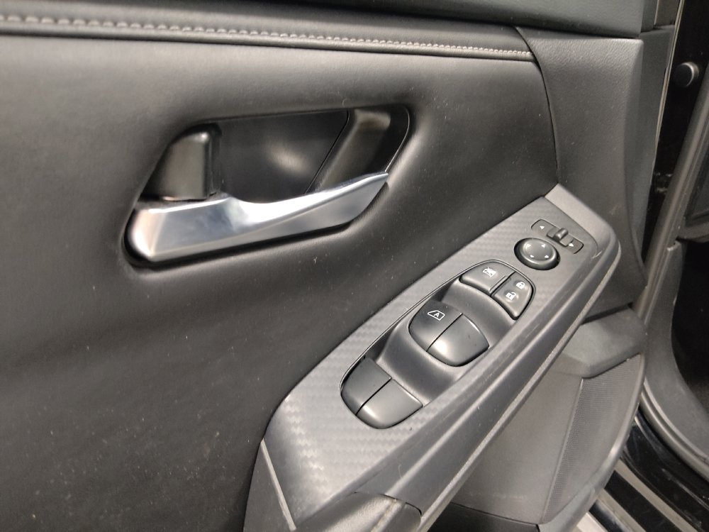 Used 2023 Nissan Sentra SV FWD image 27