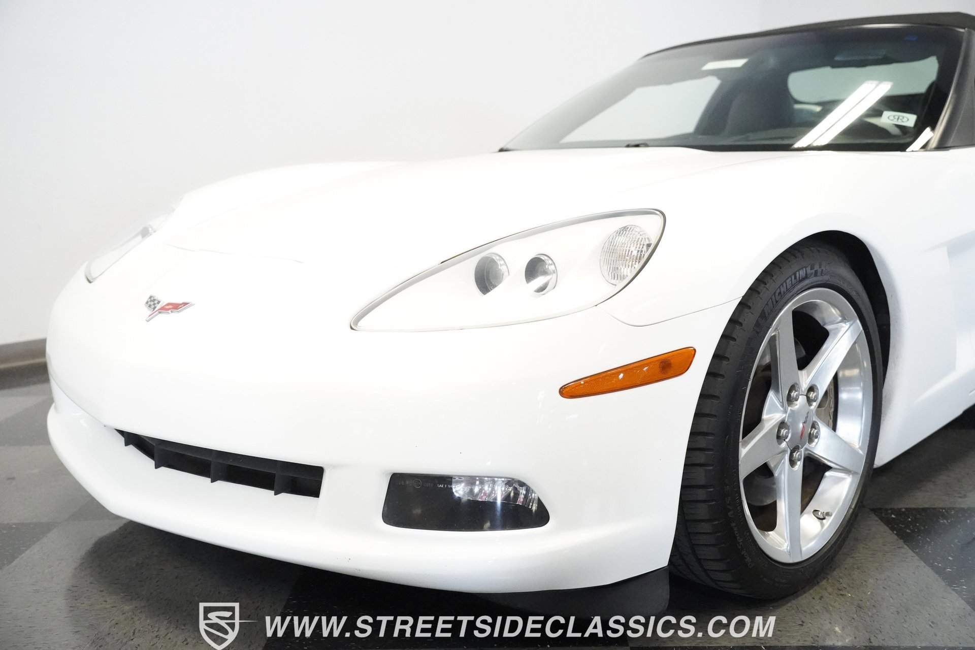 Used 2005 Chevrolet Corvette Convertible w/ Preferred Equipment Group image 7