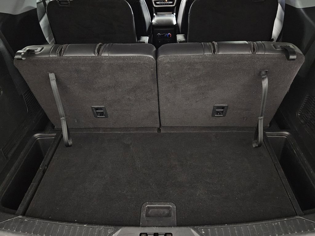 Used 2023 Ford Explorer XLT w/ Equipment Group 202A image 35