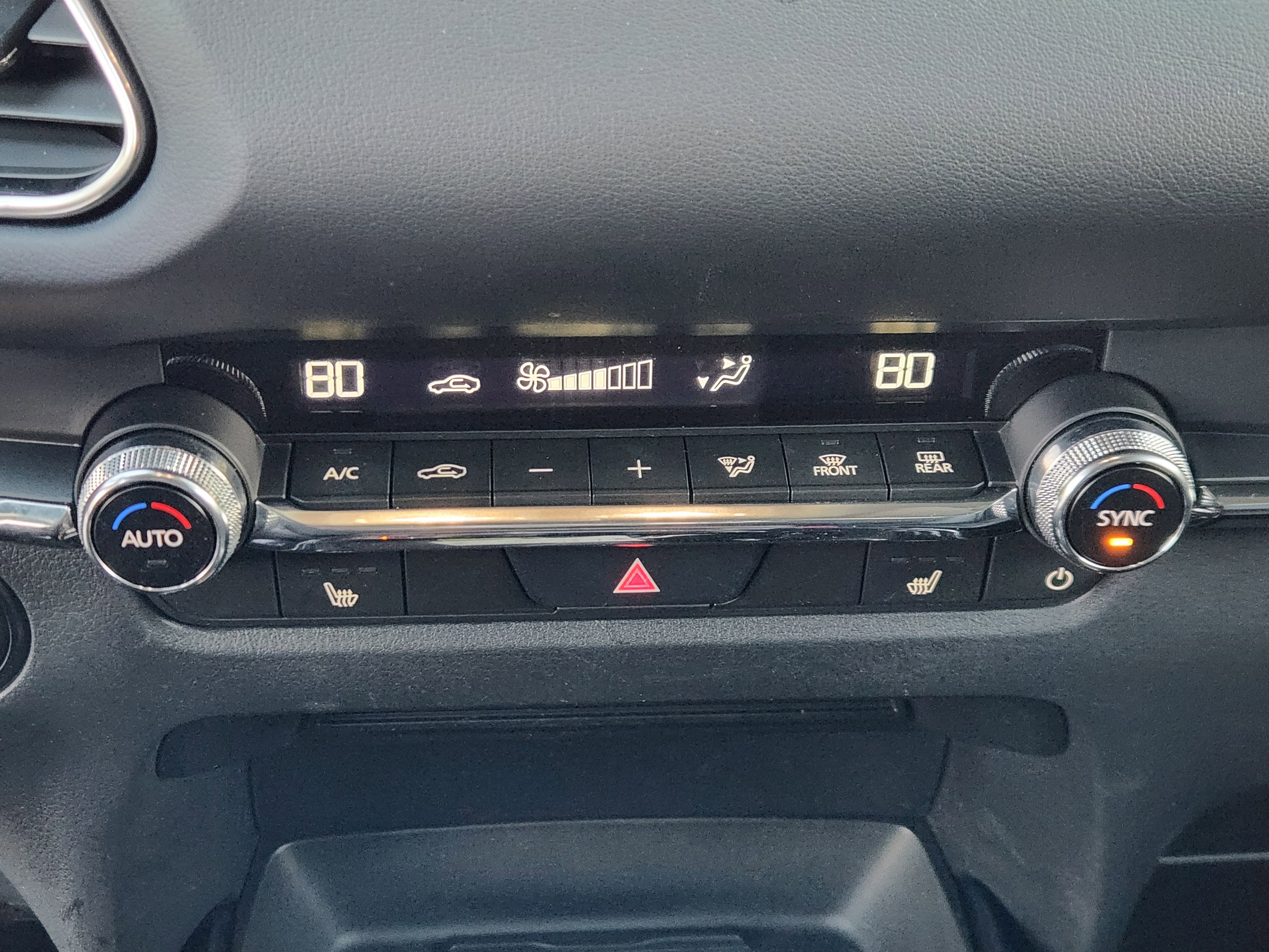 Certified 2025 MAZDA CX-30 AWD 2.5 S w/ Premium Package image 22