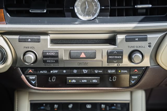 Used 2017 Lexus ES 350 FWD image 24