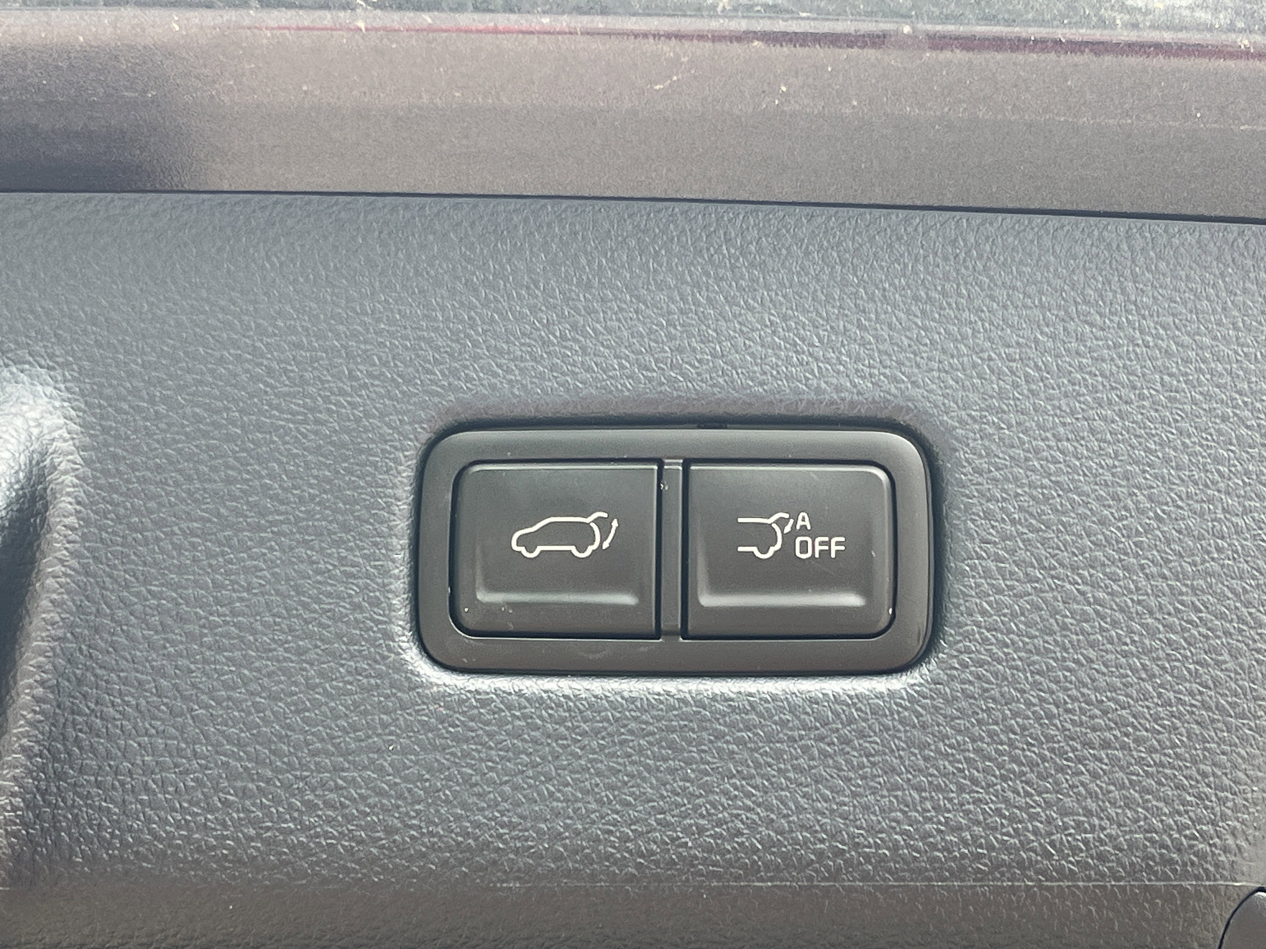 Used 2025 Kia Carnival SX Prestige FWD image 32