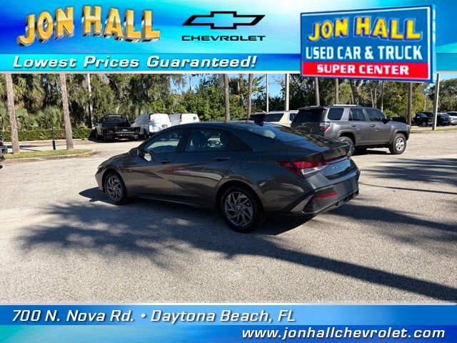 Used 2024 Hyundai Elantra SEL image 5