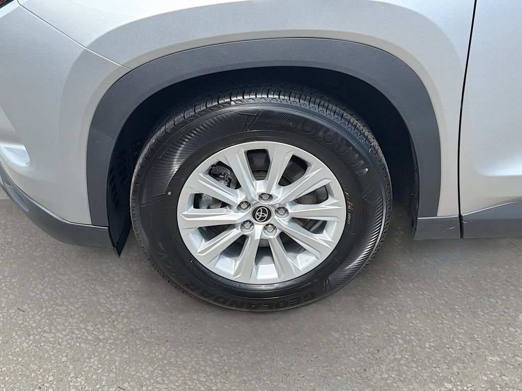 Used 2025 Toyota Grand Highlander FWD image 41
