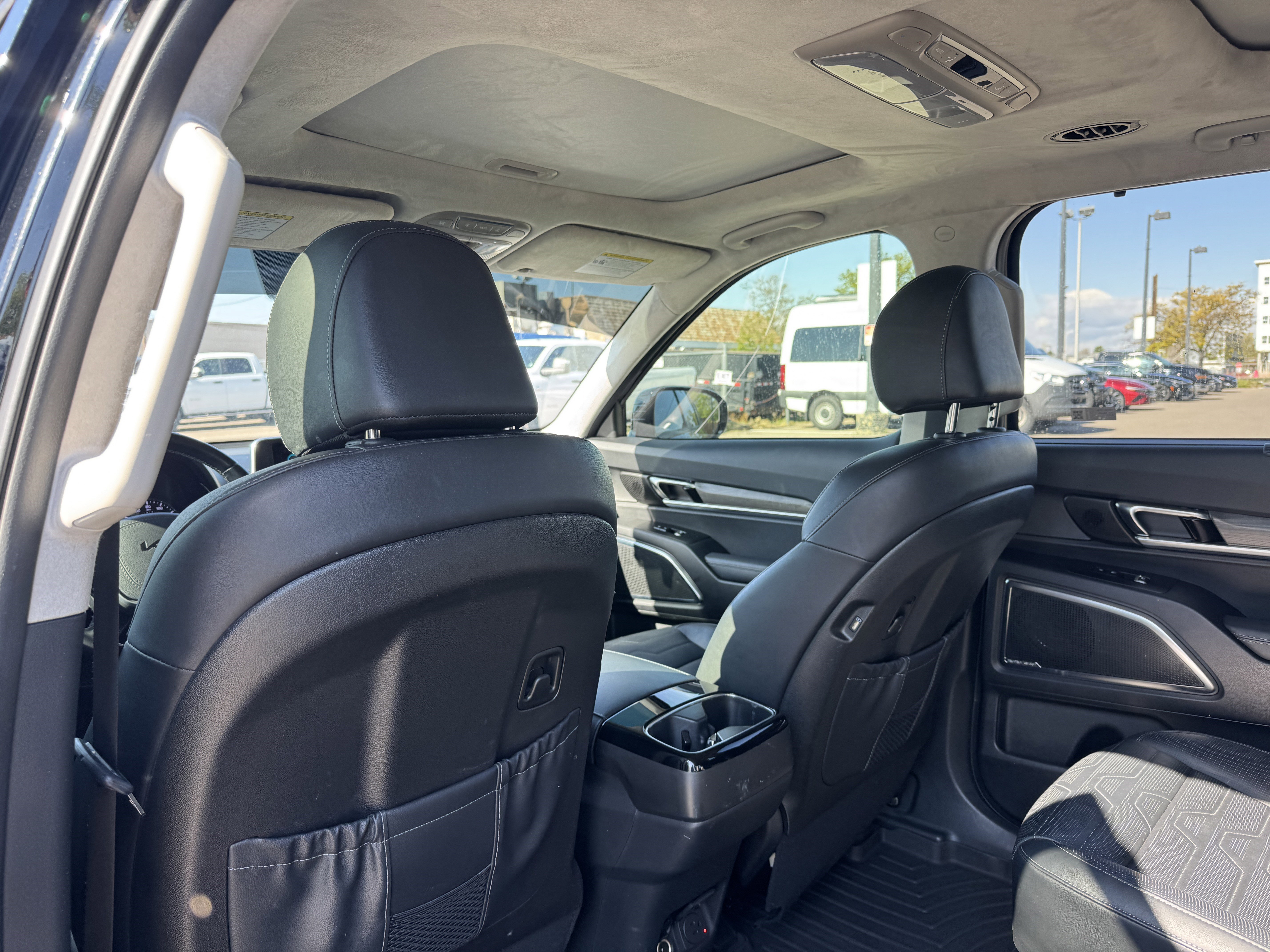 Used 2022 Kia Telluride SX w/ SX Prestige Package AWD/4WD image 15