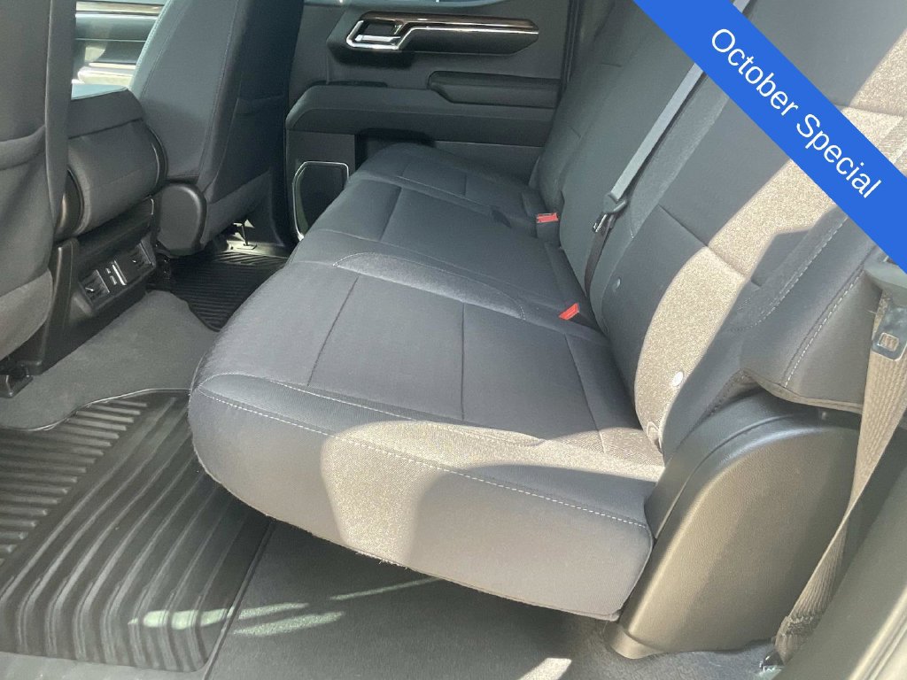 Used 2023 Chevrolet Silverado 1500 LT AWD/4WD image 7