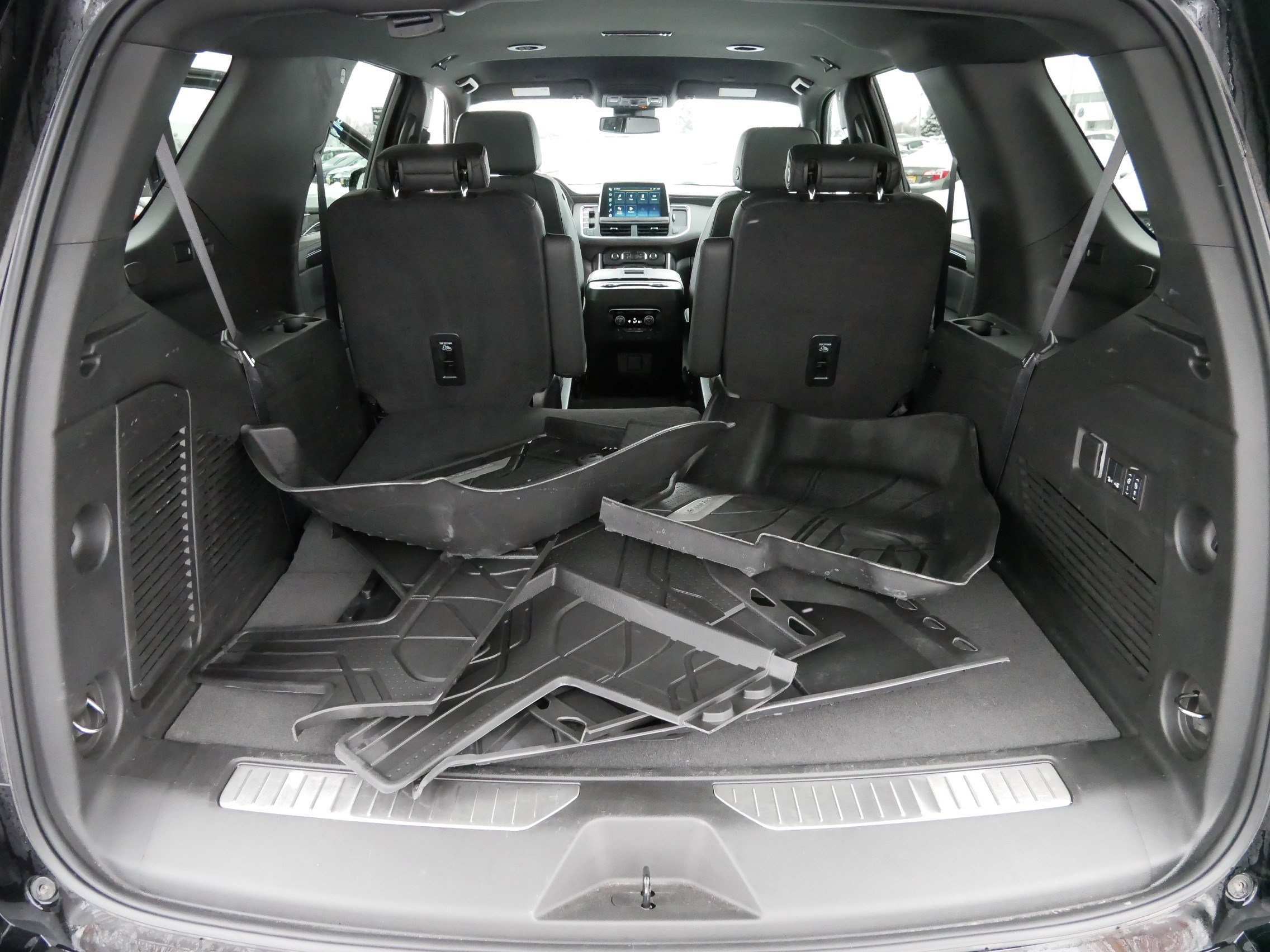 Used 2024 Chevrolet Tahoe RST w/ RST Performance Edition image 18