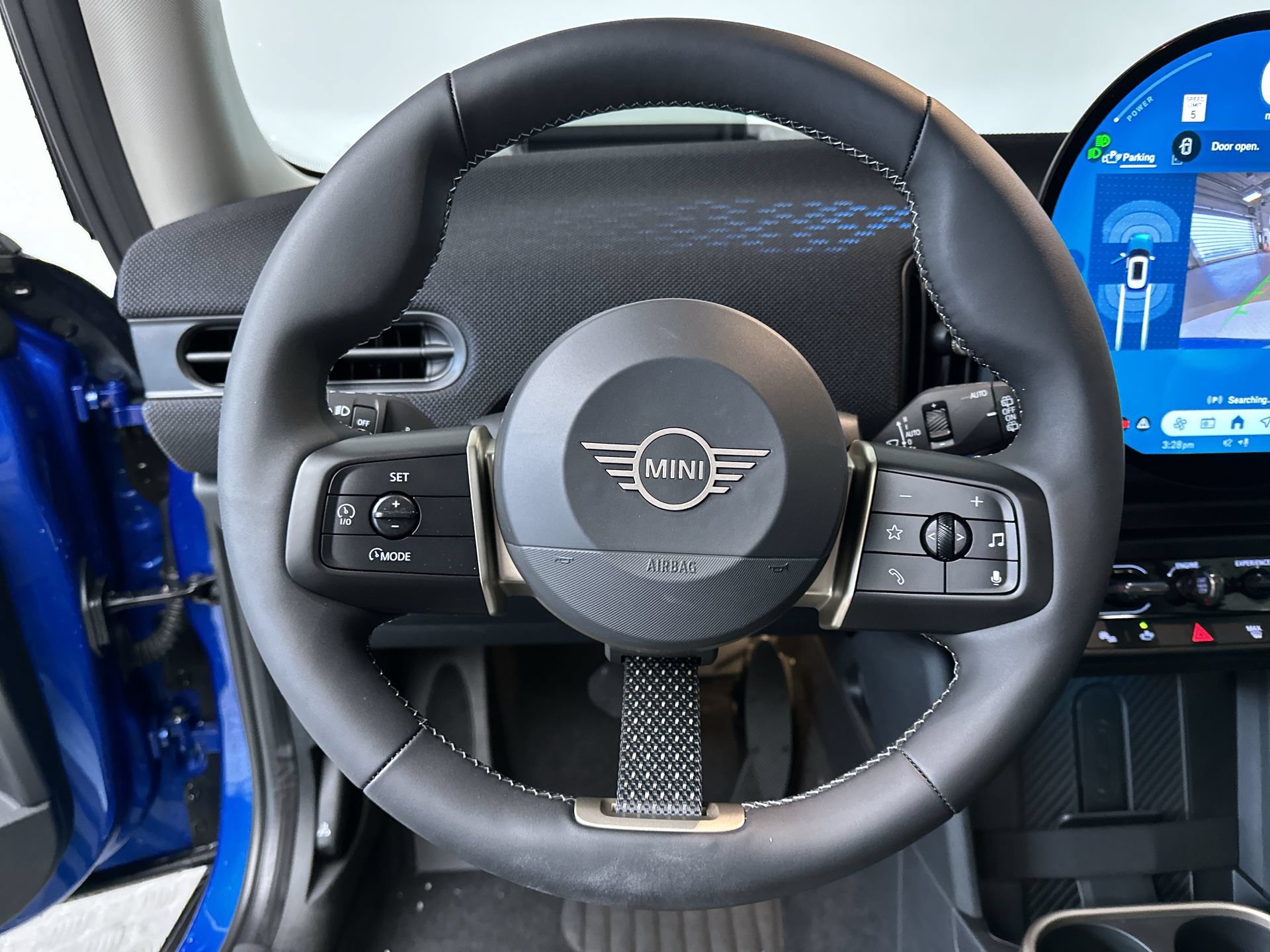 Used 2026 MINI Cooper 2-Door Hardtop FWD image 16