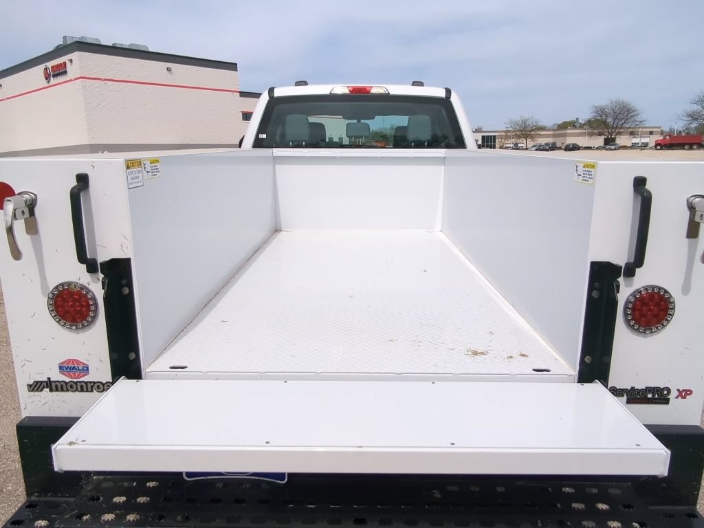 New 2026 Ford F350 XL w/ XL Chrome Package AWD/4WD image 9
