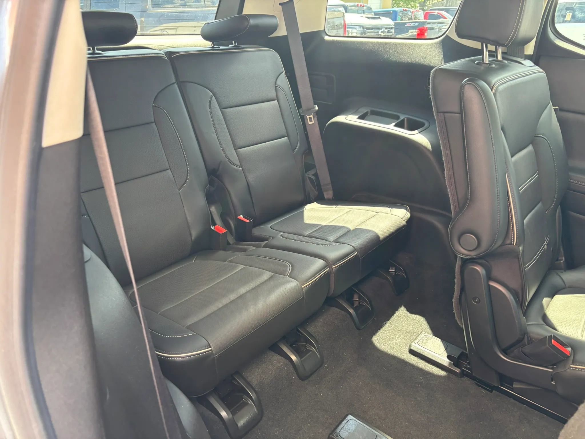 Used 2020 GMC Acadia Denali w/ Denali Ultimate Package AWD/4WD image 15