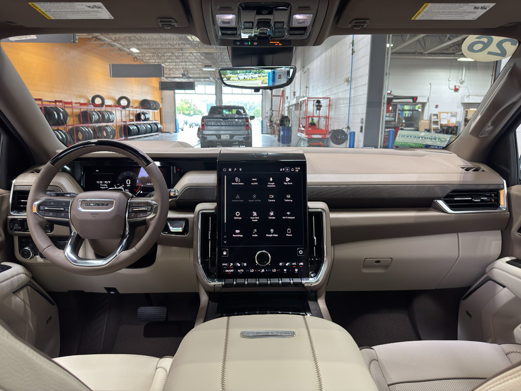 New 2026 GMC Yukon XL Denali w/ Denali Reserve Package AWD/4WD image 18