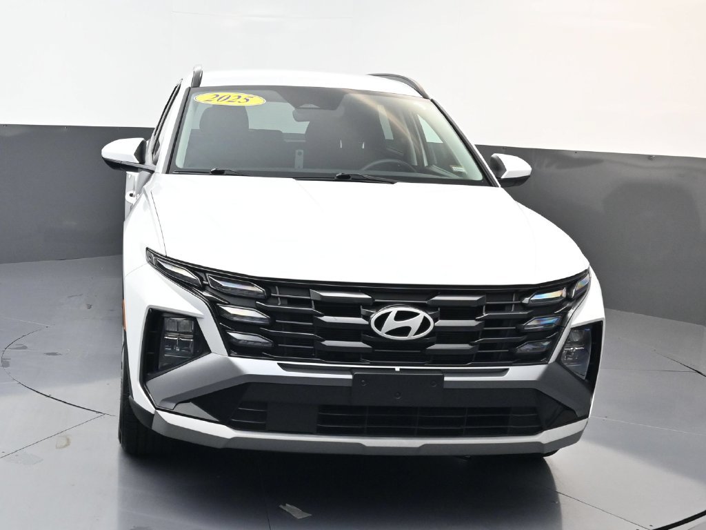 Certified 2025 Hyundai Tucson SEL FWD image 9
