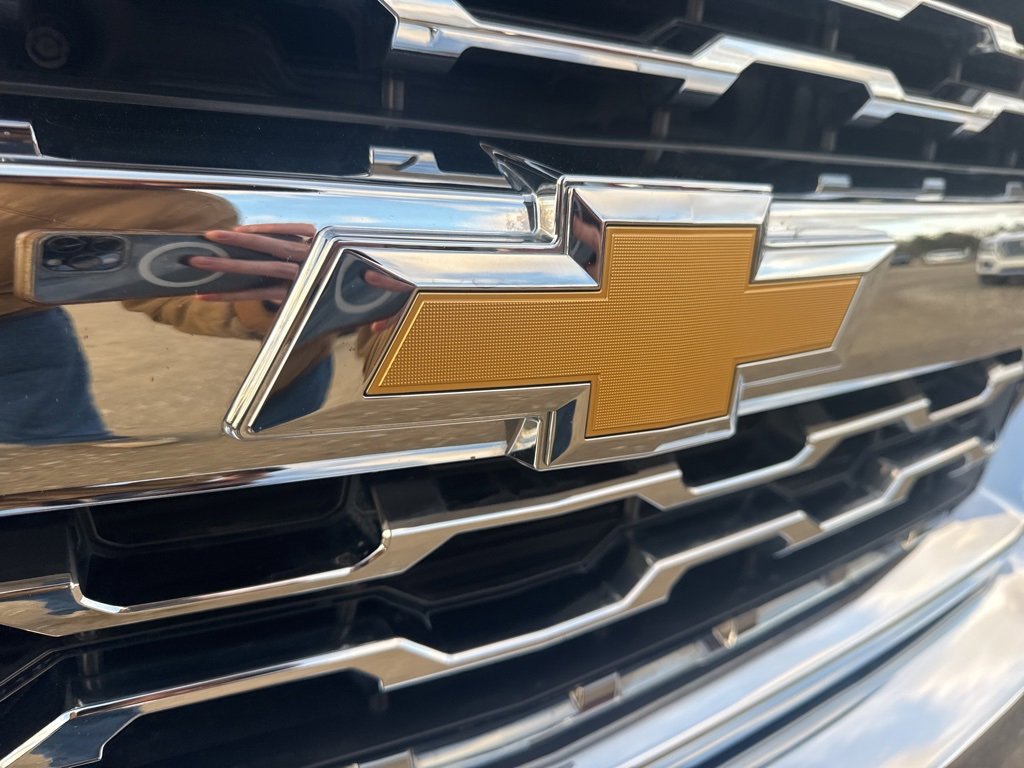 Used 2018 Chevrolet Silverado 1500 LTZ w/ Sport Package image 43