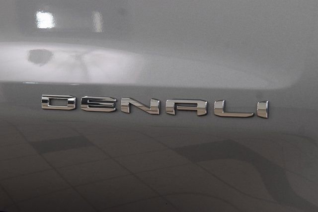 Used 2024 GMC Sierra 1500 Denali w/ Technology Package image 17