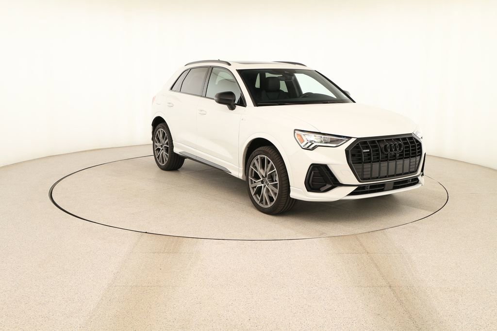 Certified 2025 Audi Q3 2.0T Premium Plus w/ Premium Plus Package AWD/4WD image 10