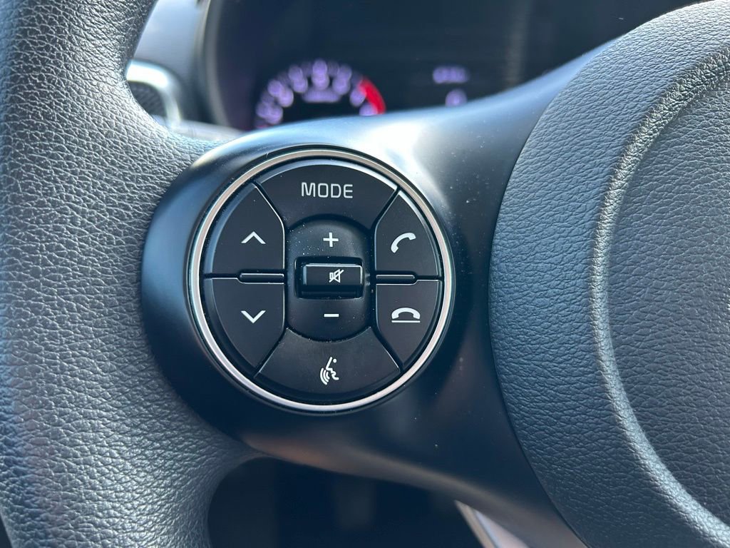 Used 2020 Kia Soul LX image 19