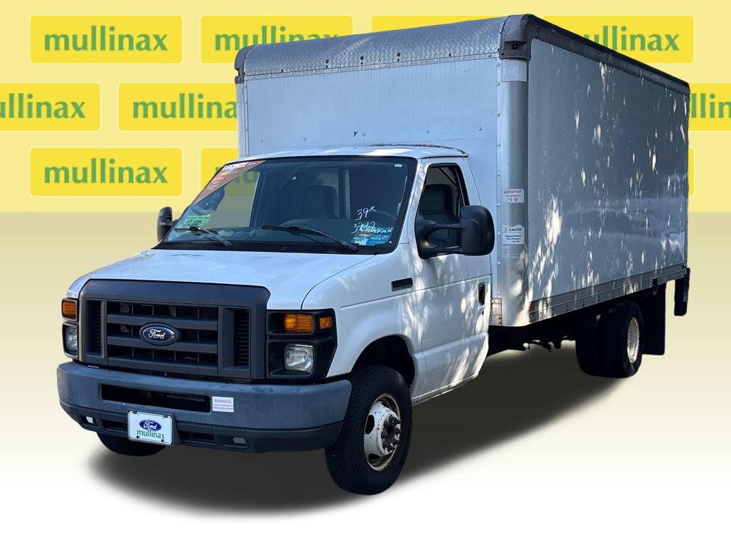 Used 2016 Ford E-350 and Econoline 350 Super Duty w/ Power Windows & Locks Group RWD image 13