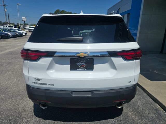 Used 2023 Chevrolet Traverse LT w/ Rear Camera Mirror Package AWD/4WD image 4