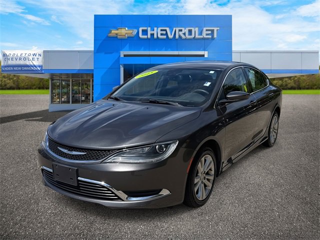 Used 2015 Chrysler 200 Limited w/ Convenience Group